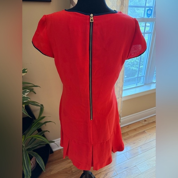 Sail to Sable Red/Navy V-Neck Ruffle Dress Women’s Size 6 - Picture 4 of 13